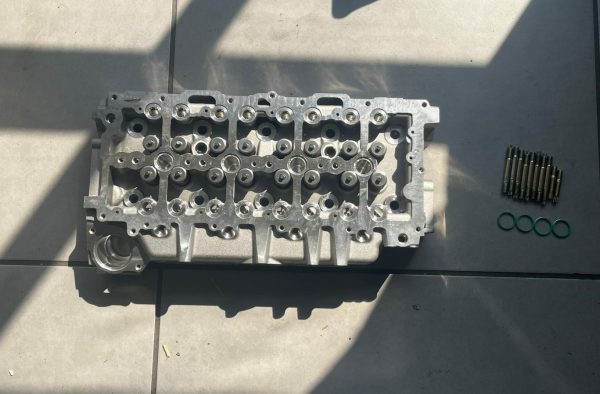Culasse neuve 1.5 BlueHDi – 16 soupapes & 16 ressorts – PSA / Opel / Ford