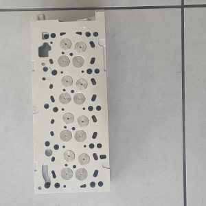 CULASSE NEUVE COMPLETE AVEC SOUPAPES CODE MOTEUR CUNA 2.0 tdi 184 CODE OEM 908735K  04L103351 VOLKSWAGEN SEAT AUDI SKODA